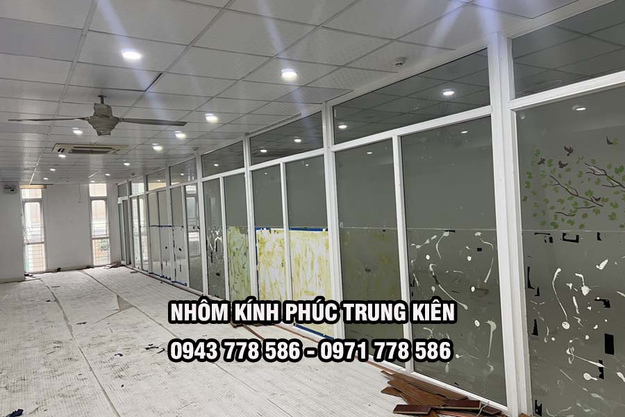 thu mua cửa nhôm kính cũ tại Đông Anh